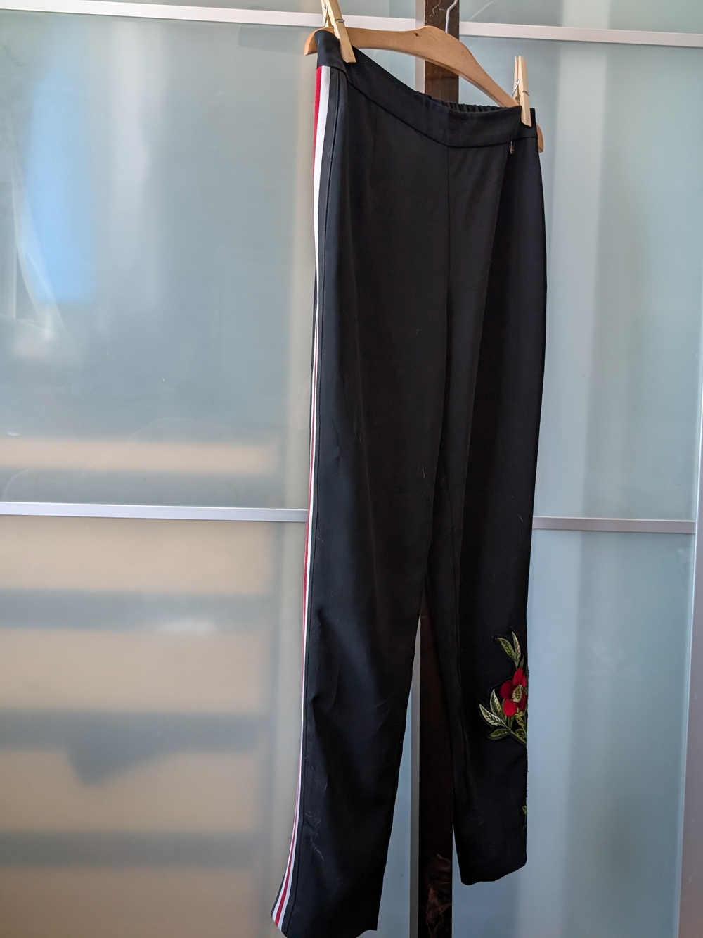 Ted Baker Madlyne Trousers Slim Fit Crop Track Stripe Embroidered Black - Picture 2 of 12